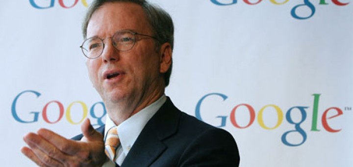 Eric Schmidt hasn't given up on his BlackBerry phone with a dedicated physical keyboard because he loves it.