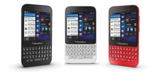 BlackBerry Q5 available in black, red and silver